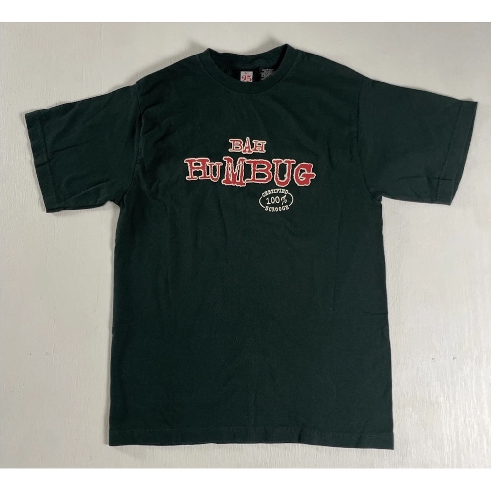 Dec. 25 Bah‎ Humbug T-Shirt Mens M Ebenezer Scrooge Christmas Tee Green Y2k new
